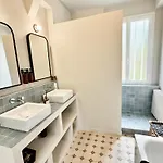 Belle Demeure Picarde Avec Son Parc De 5000m2 Hébergement de vacances *