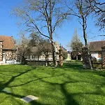 Belle Demeure Picarde Avec Son Parc De 5000m2 * Le Ployron